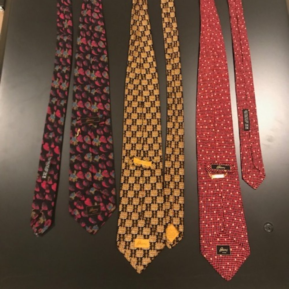 SALE>>>3 Classic 100% Italian Silk BRIONI TIES